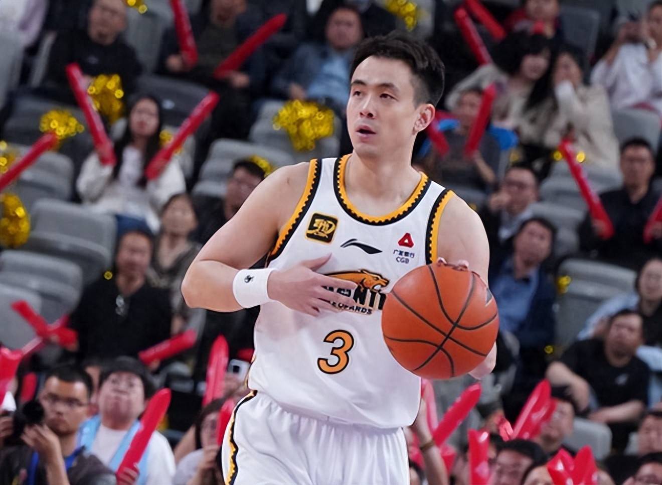 新疆男篮遭遇三连败，重整旗鼓迎战下一场比赛的简单介绍