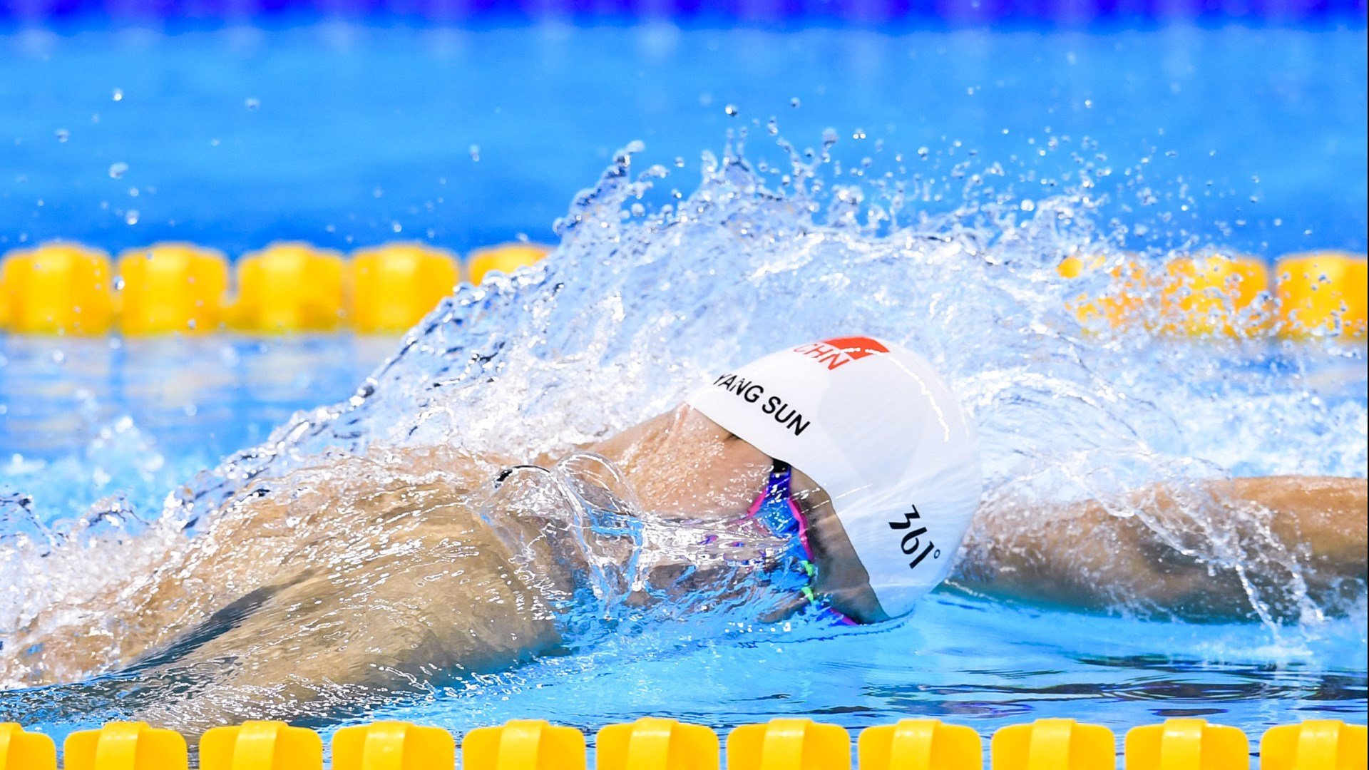 开云体育入口-首先，扩展思维，提出一个兼具张力与深度的文章标题